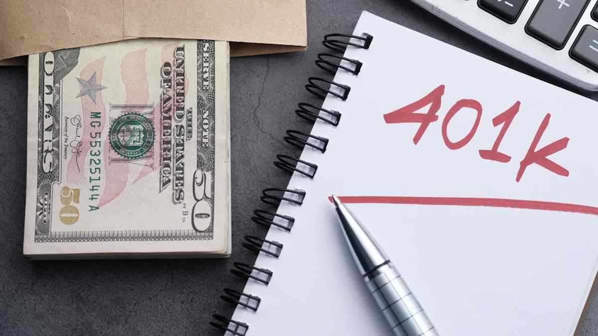 Advanced Decumulation Strategies: Minimizing Tax Drag on Early Retirement Portfolio Withdrawals in the US - Financial Analysis Image