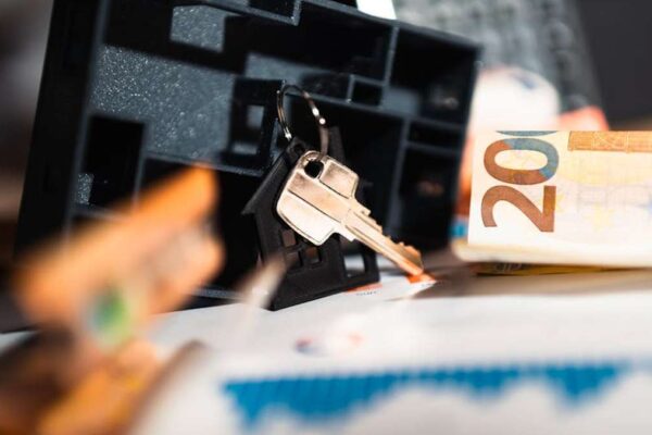 Analyzing the viability of build-to-rent single-family communities in specific growth corridors of Florida and Texas. - Financial Analysis Image