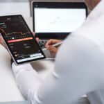 D&O vs. E&O Insurance: A Strategic Comparison for Tech Startups Navigating Professional Risks. - Financial Analysis Image