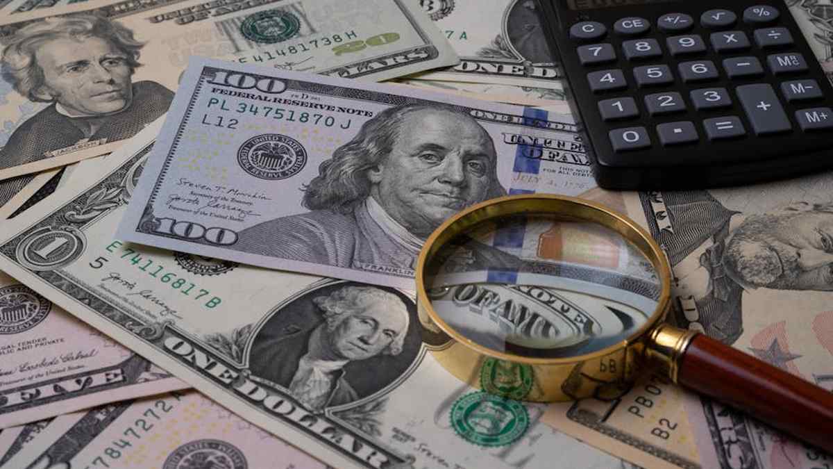 How to Build Lasting Wealth: Your Beginner's Guide to Financial Freedom - Financial Analysis Image