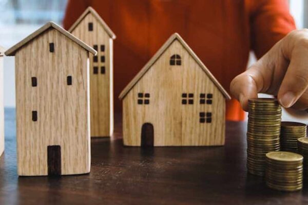 Long-Term Investing Strategies: Building Sustainable Wealth for Your Future - Financial Analysis Image