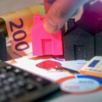 **Real Estate Investment Strategies: Maximizing Passive Income and ROI with Rental Properties** - Financial Analysis Image