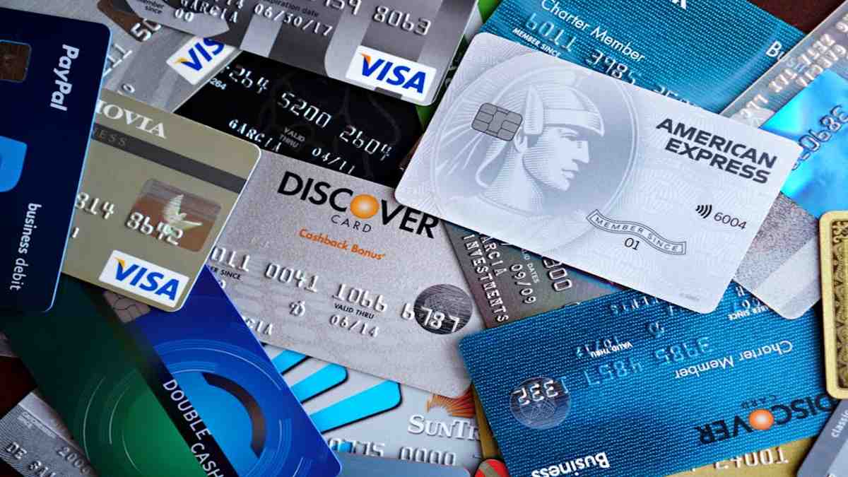 Top Credit Cards in 2025: Rewards, Cashback & Benefits