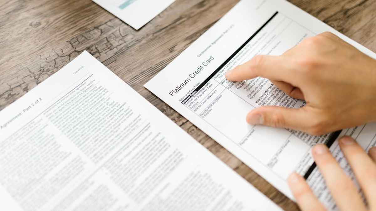 Term vs. Whole Life Insurance: Making the Right Choice for Your Family - Financial Analysis Image