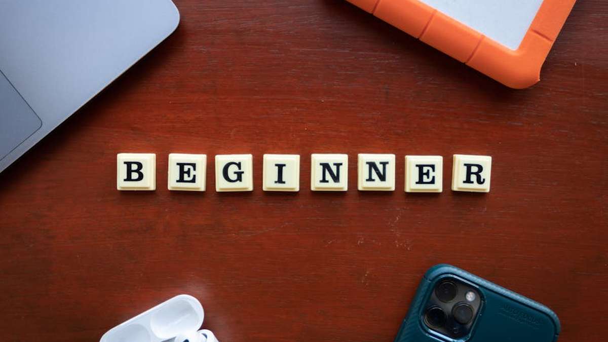 The Beginner's Blueprint: 7 Essential Steps to Start Building Wealth Today - Financial Analysis Image